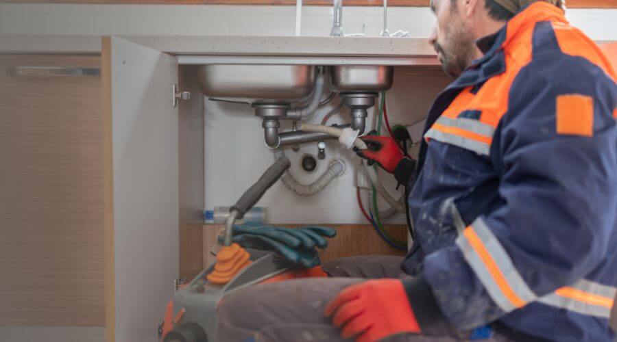 Professional slab leak plumber services in Pontotoc, MS